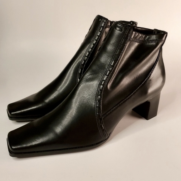 Franco Sarto Black Leather Square Toed Heeled Ankle Boots - Picture 14 of 16